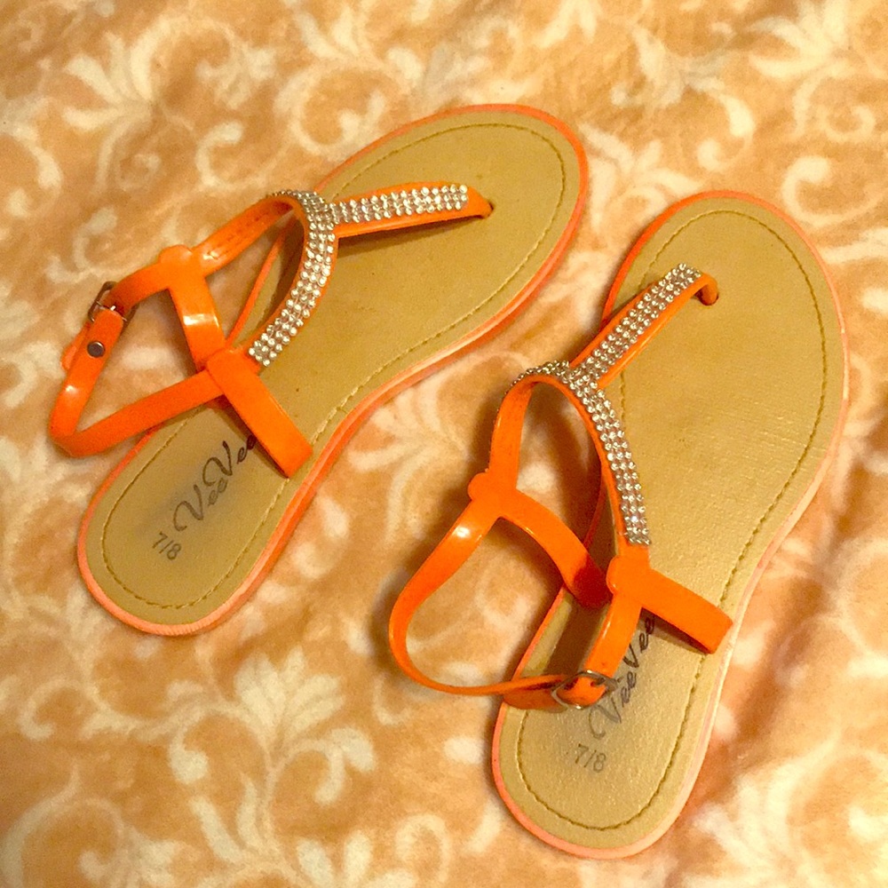Ladies sandals size 7/8
